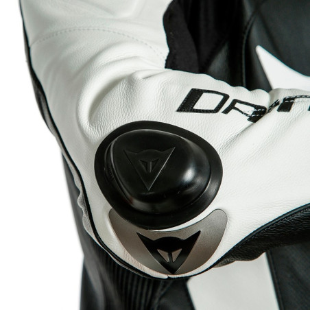 DAINESE LAGUNA SECA 5 1 PIEZA PERFORADO