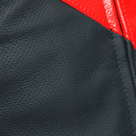 DAINESE SPORTIVA PERFORADA