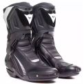DAINESE NEXUS 3 W I NA ZEWNĄTRZ - Model CZARNY/CZARNY