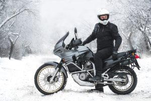 Les bottes moto hiver sont-elles vraiment indispensables ? • Martimotos